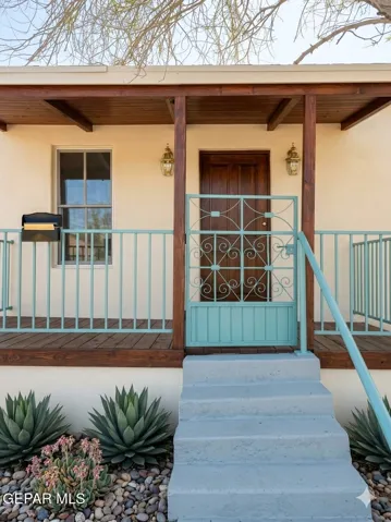 402 Dolan Street, El Paso, Texas 79905