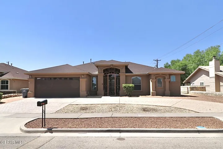 11304 Menlo Avenue, El Paso, Texas 79936