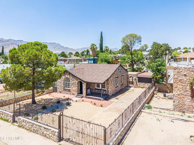 4533 Hueco Avenue, El Paso, Texas 79903