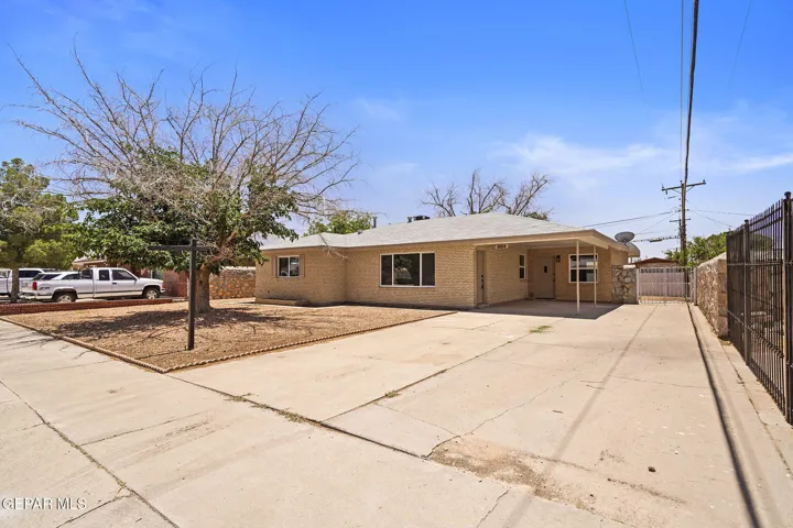 8104 Dempsey Avenue, El Paso, Texas 79925