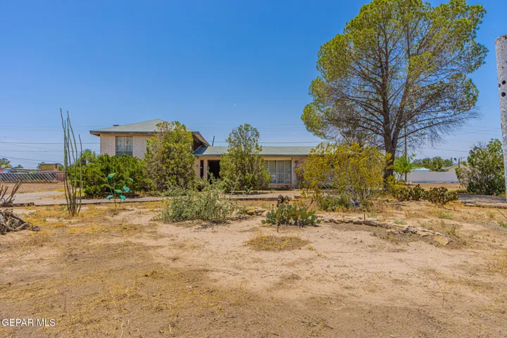 456 Melendez Street, Socorro, Texas 79927