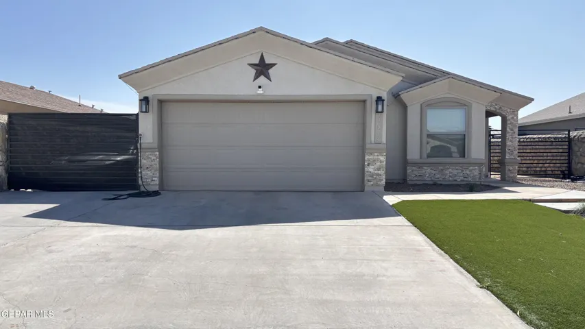 11613 Flor Galatea Way, Socorro, Texas 79927