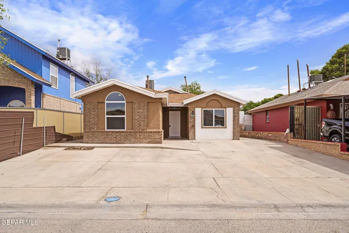9169 Lacebark Elm Drive, El Paso, Texas 79907