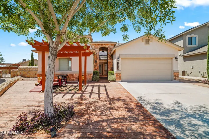 13813 Villa Vista Avenue, El Paso, Texas 79928
