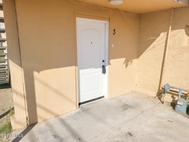 411 Dodge Road 3, El Paso, Texas 79915