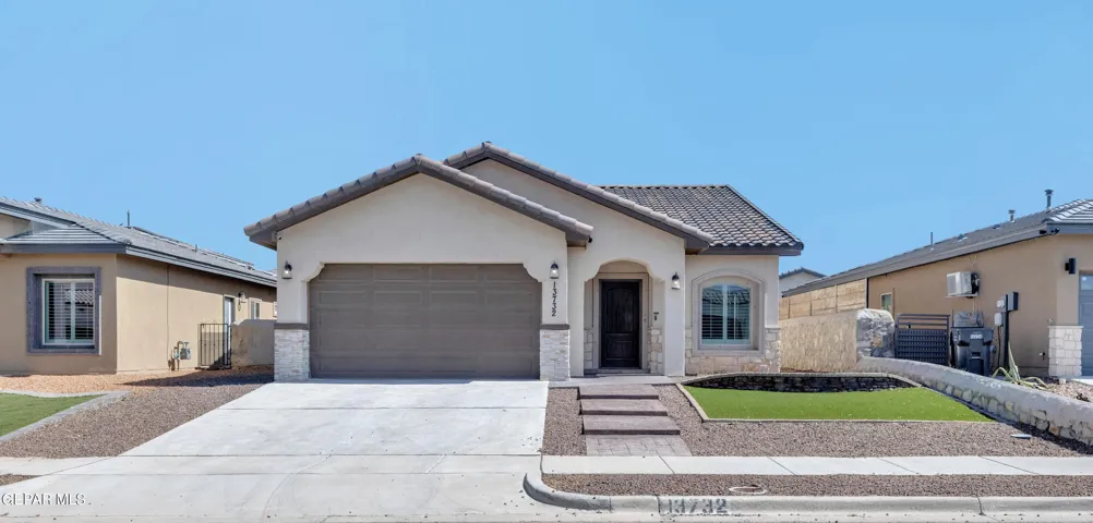 13732 Blackburn Avenue, Horizon City, Texas 79928