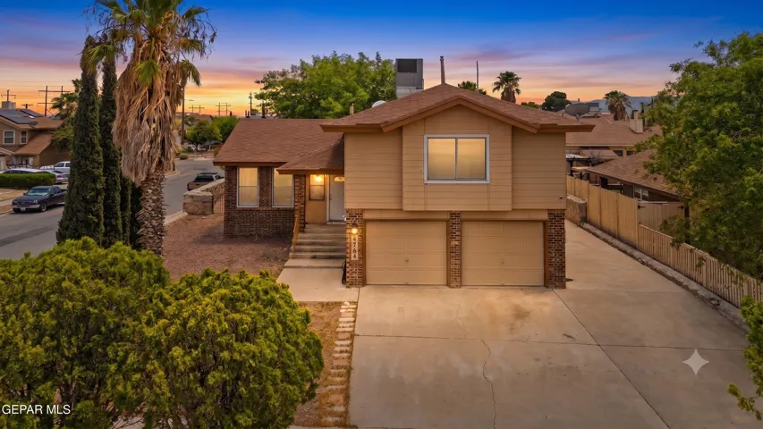 3 Bedrooms, 3 Bathrooms, 1,782 Sq. Ft. This well-maintained home offers spacious living areas, refrigerated air, RV parking, and a large backyard.