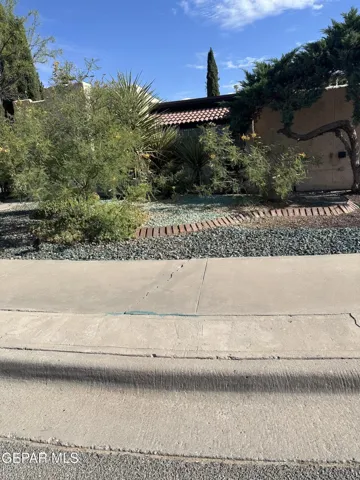 368 La Mirada Circle, El Paso, Texas 79932