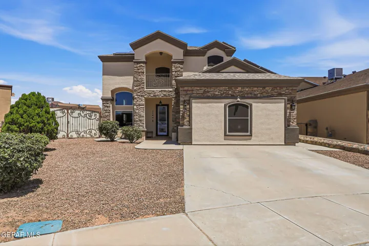 5544 Dennis Cavin Lane, El Paso, Texas 79934