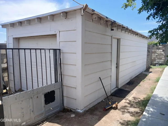 1813 N Stevens Street, El Paso, Texas 79903