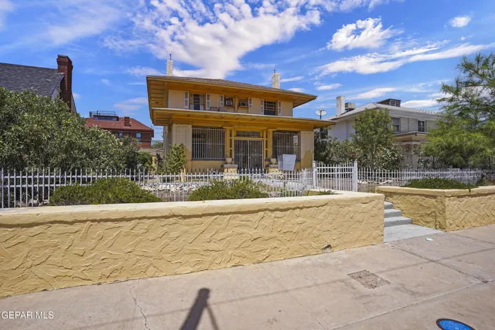 1207 E Rio Grande Avenue, El Paso, Texas 79902