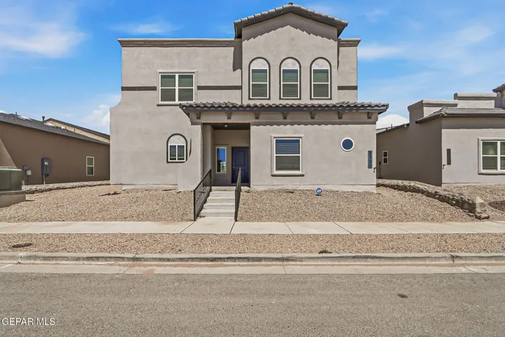 2300 Sammy Cervantes Street, El Paso, Texas 79938
