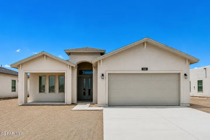918 Andrew Arroyos, Socorro, Texas 79927