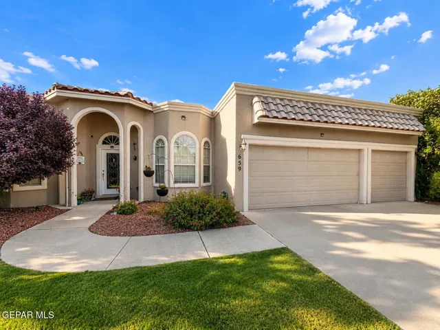 659 Sara Lynn Court, El Paso, Texas 79932