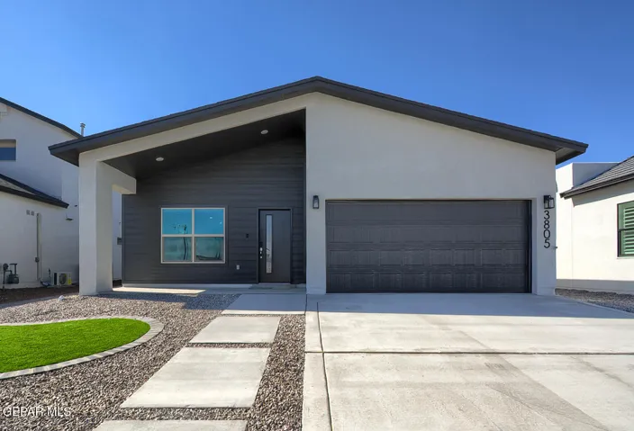 13872 Carolina Ponce Avenue, Horizon City, Texas 79928