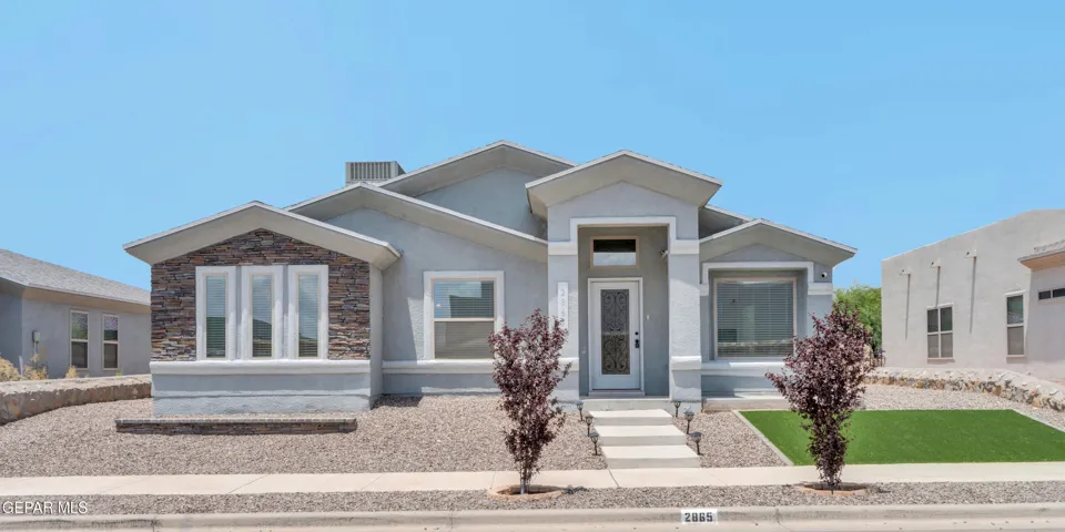 2865 Maria Casas Street, El Paso, Texas 79938