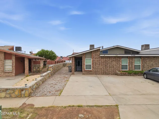 3540 E Glen Drive A, El Paso, Texas 79936