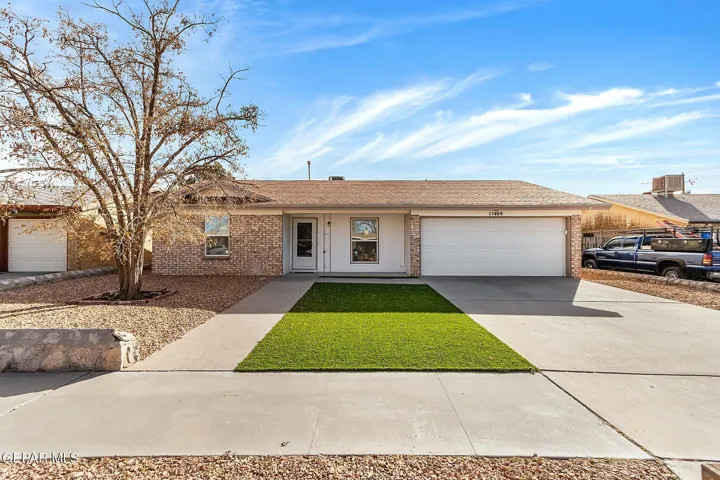 11404 Bunky Henry Lane, El Paso, Texas 79936