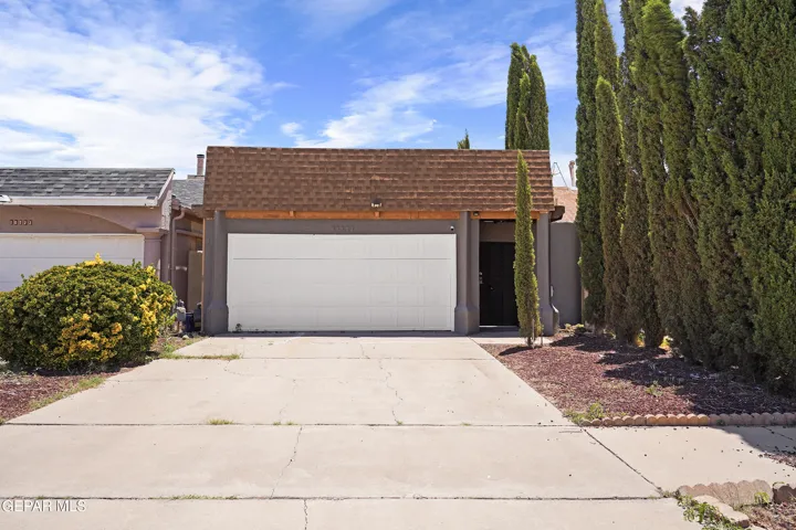 10720 Chert Street, El Paso, Texas 79924