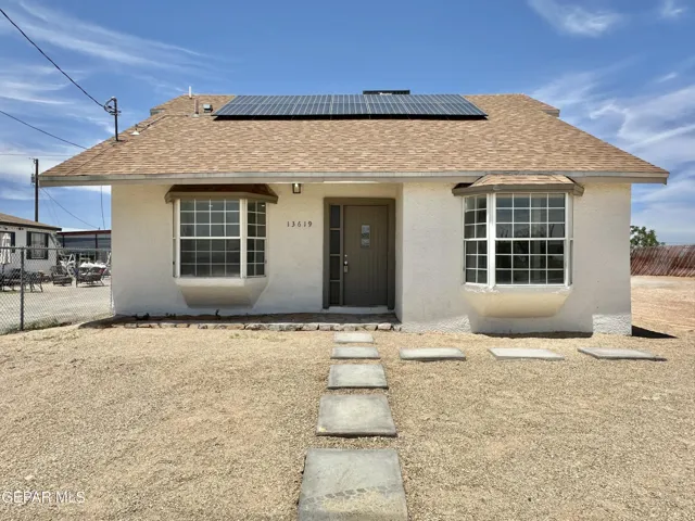 13619 Laura Lane, El Paso, Texas 79938