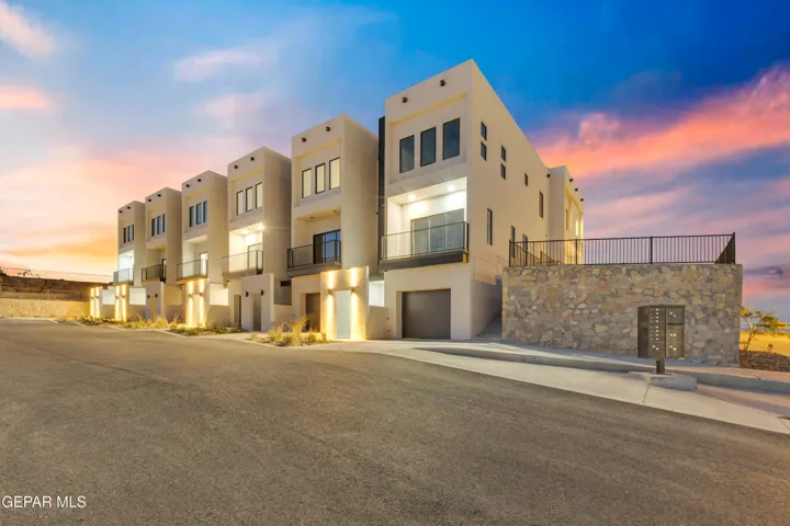 1519 Golden Hill Terrace 1, El Paso, Texas 79902