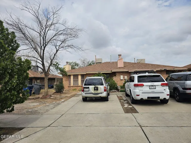 905 Destello Road, El Paso, Texas 79907