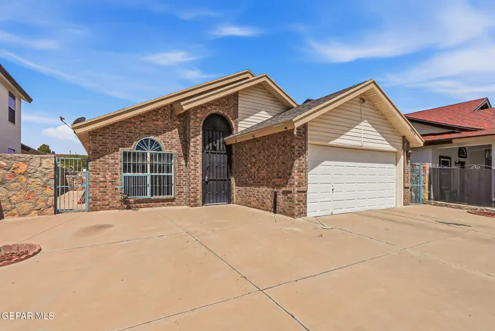10422 Carter Scott Place, Socorro, Texas 79927