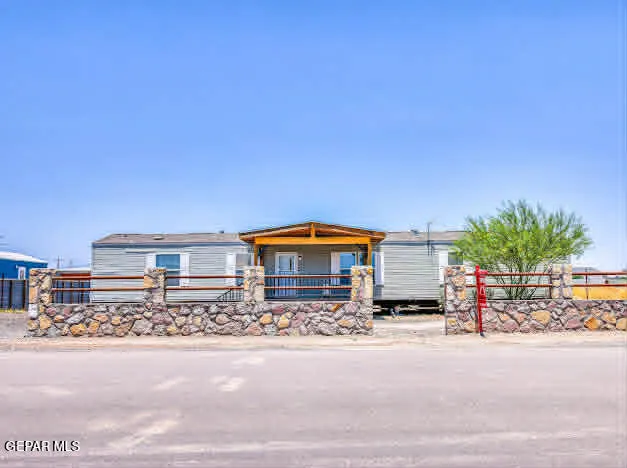 331 Villa Bonita, Clint, Texas 79836