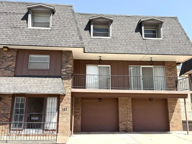 Welcome to Camelot Townhomes!
