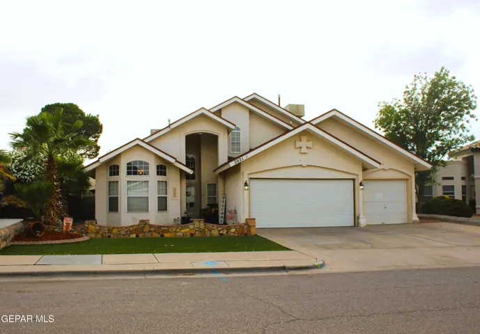2021 Sun Country Drive, El Paso, Texas 79938