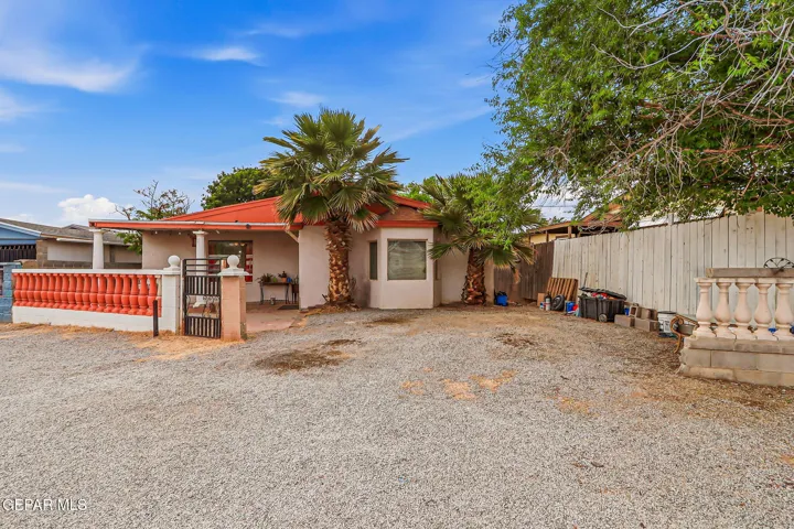 7335 Buckhorn Street, Canutillo, Texas 79835
