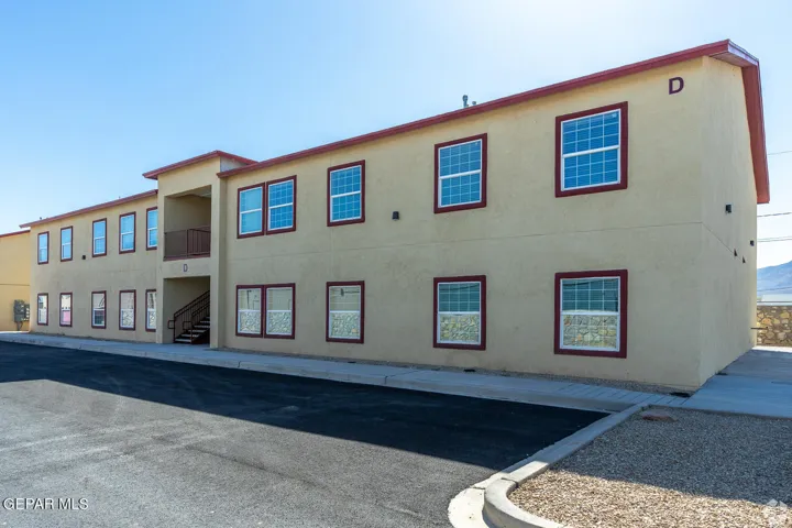 9779 Mccombs Street E-1, El Paso, Texas 79924