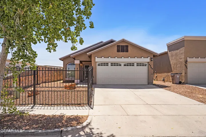 4989 Marcella Santillana, El Paso, Texas 79938
