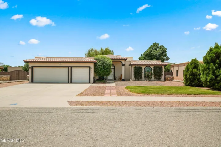 662 Jeanny Marie Court, El Paso, Texas 79932