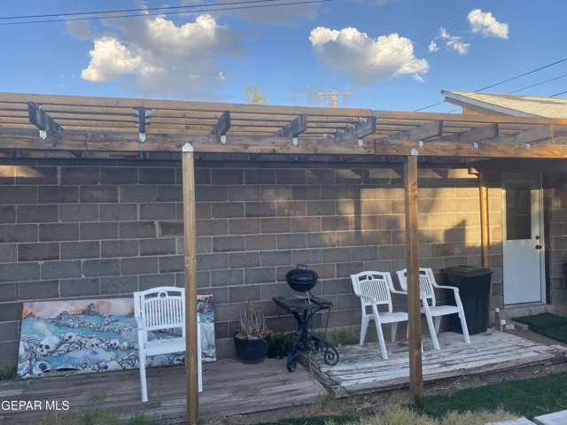 4004 Trowbridge Rear, El Paso, Texas 79903