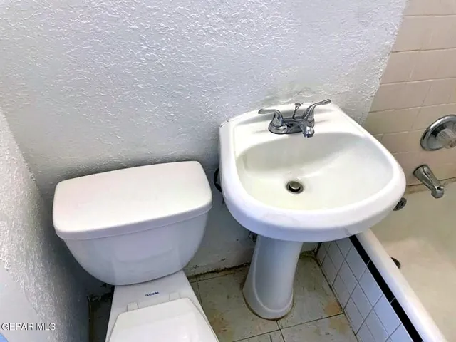 1170