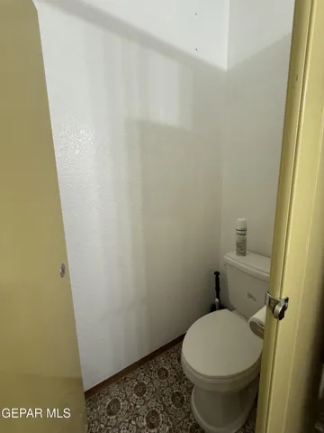 1170