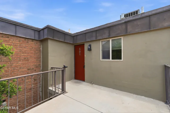 4433 N Stanton Street A501, El Paso, Texas 79902