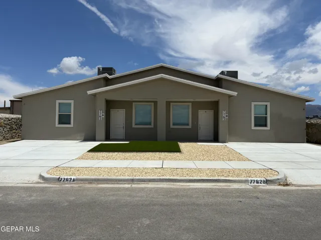 7762 Kiely Road A & B, Vinton, Texas 79821
