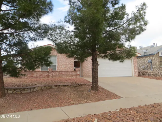 7115 Oval Rock Drive, El Paso, Texas 79912