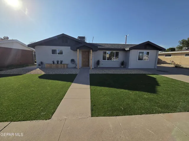 1221 Meadowview Drive, El Paso, Texas 79925