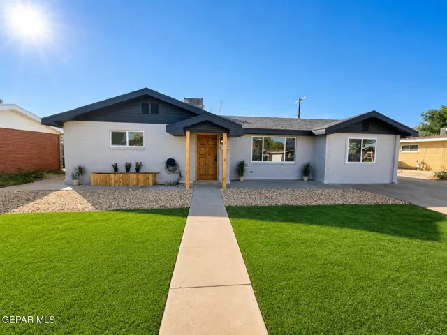 1221 Meadowview Drive, El Paso, Texas 79925