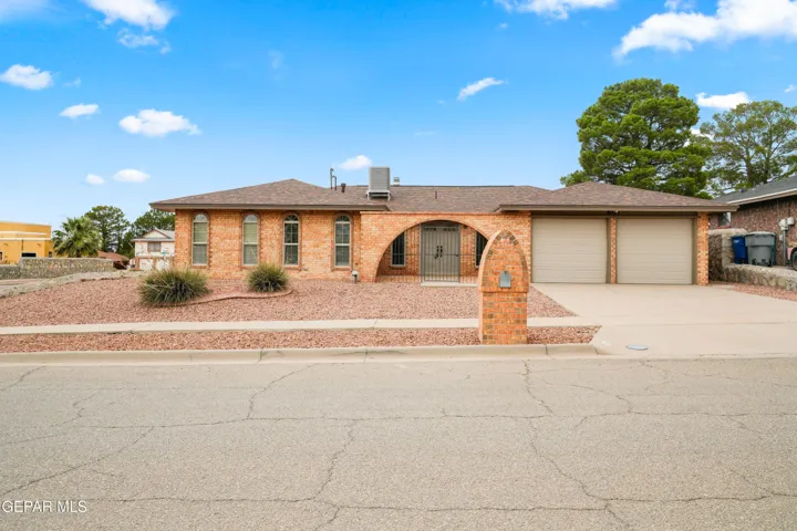 801 Tepic Drive, El Paso, Texas 79912
