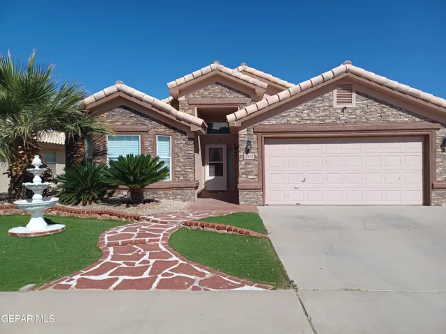 2113 Sun Country Drive, El Paso, Texas 79938