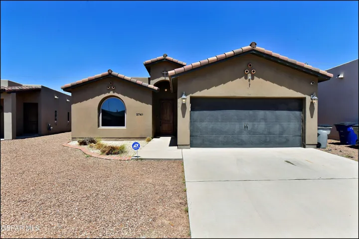 3741 Loma Adriana, El Paso, Texas 79938