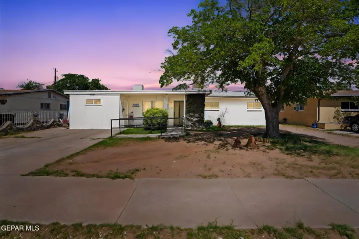 5264 Pikes Peak Drive, El Paso, Texas 79904