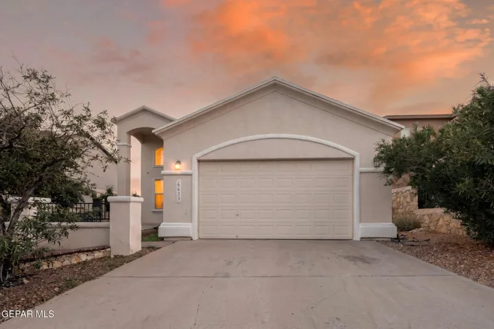 6633 Cabana Del Sol Drive, El Paso, Texas 79911