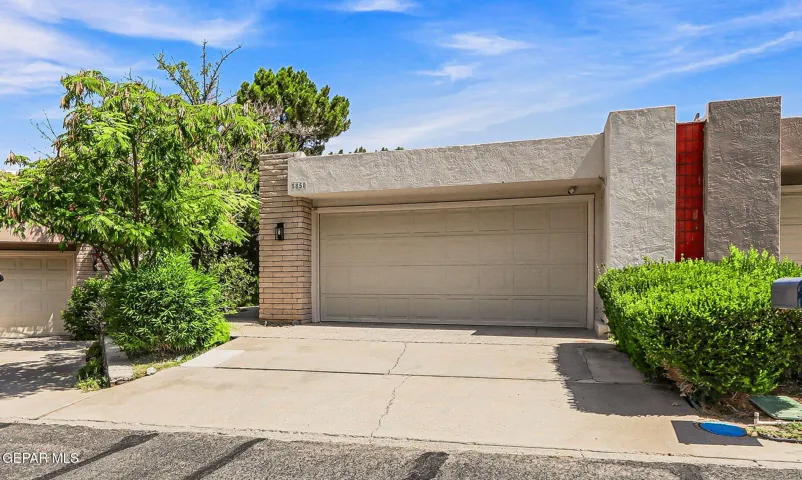 5850 Mira Serena Drive, El Paso, Texas 79912