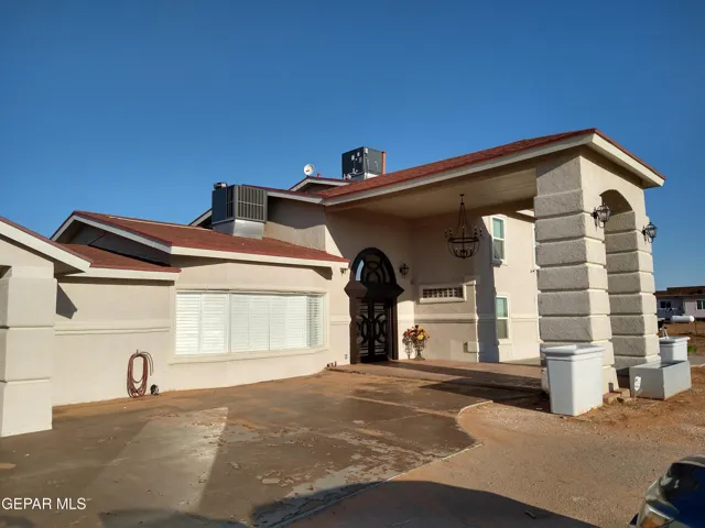 5466 Desert Willow Drive, El Paso, Texas 79938
