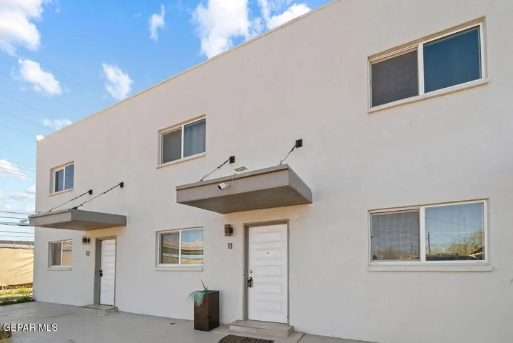 7441 Alameda Avenue 11, El Paso, Texas 79915